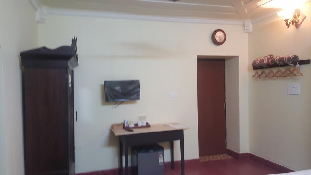 Casa Menezes - A Heritage Goan Homestay Bambolim Værelse billede