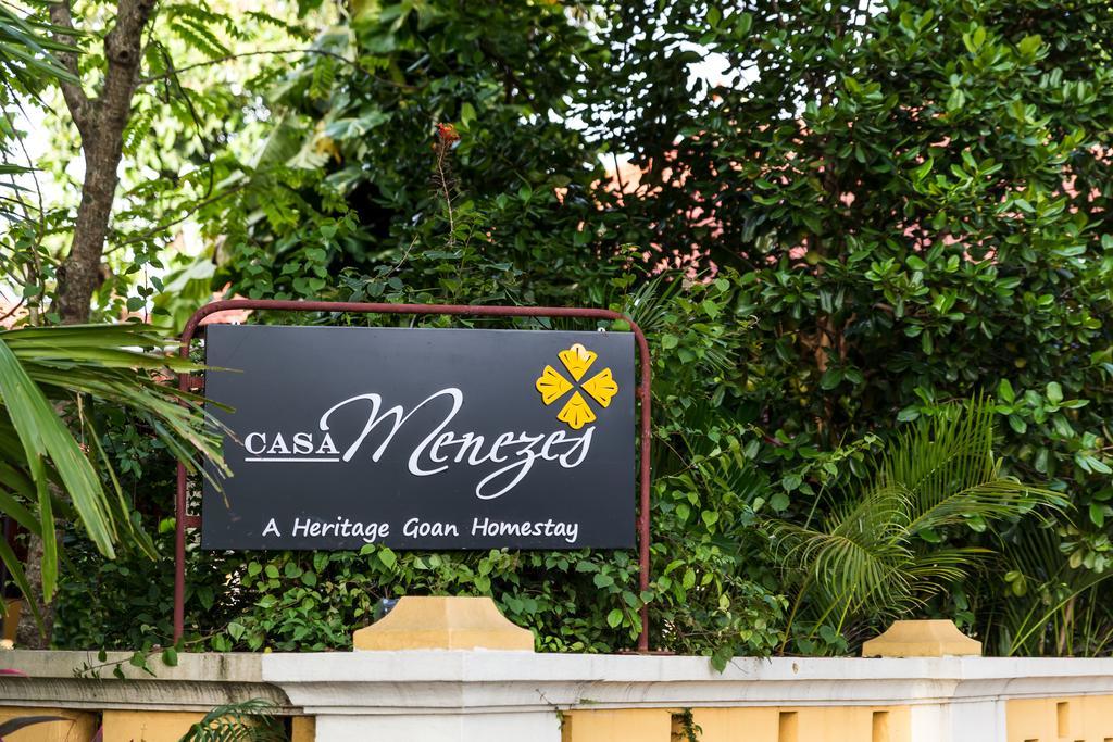 Casa Menezes - A Heritage Goan Homestay Bambolim Eksteriør billede